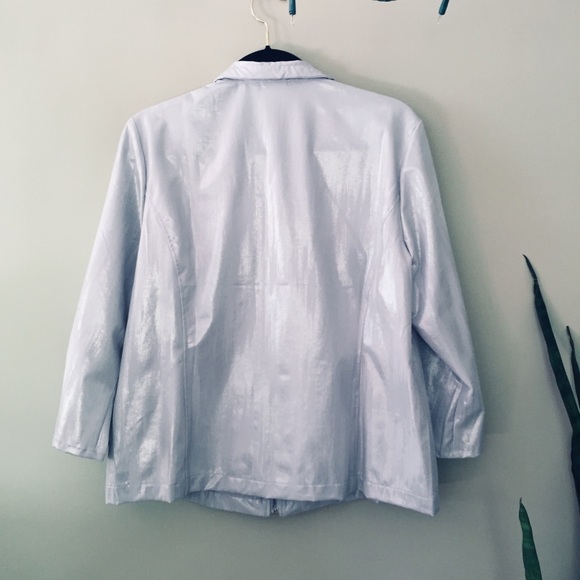 Zenergy by Chico’s Silver 3/4 Sleeve Jacket size 2 - Picture 6 of 7